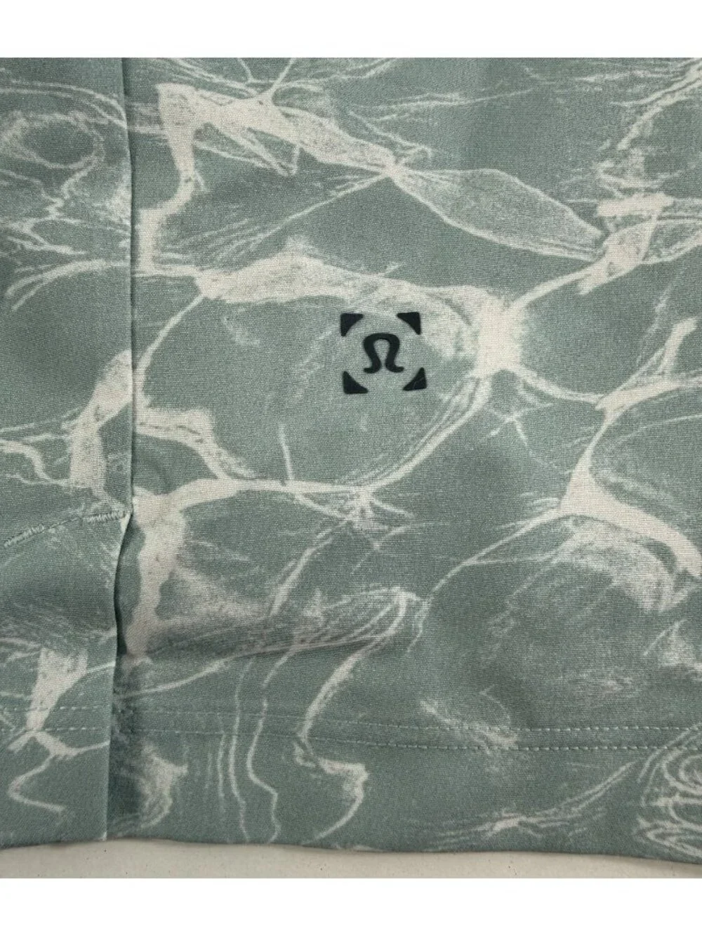 Lululemon Cross Channel Swim Shorts 7” Size L Active Hybrid Performance Stretch